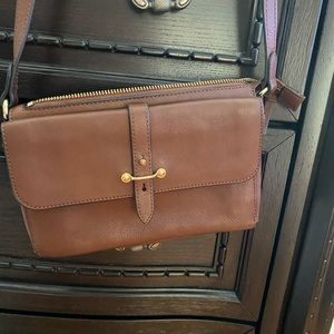 Crossbody purse